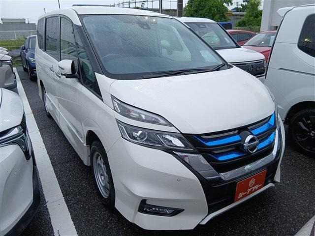 セレナ1.2 e-POWER ハイウェイスターV