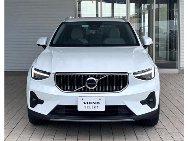XC40ウルトラ B4 AWD 4WD