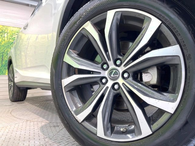 �y�����A���~�z�C�[���z�O�ςɃ}�b�`���������A���~�z�C�[���𑕒����Ă���܂��B�e��ЊO�A���~�z�C�[����A�X�^�b�h���X�^�C�����戵�����Ă���܂��B���񂲑��k����������