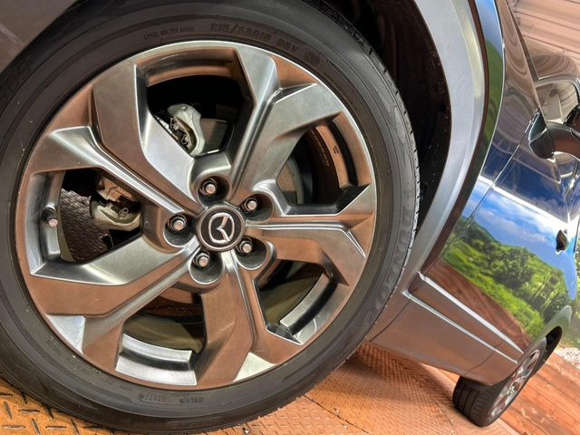 �y����18�C���`�A���~�z�C�[���z�O�ςɃ}�b�`���������A���~�z�C�[���𑕒����Ă���܂��B�e��ЊO�A���~�z�C�[����A�X�^�b�h���X�^�C�����戵�����Ă���܂��B���񂲑��k����������