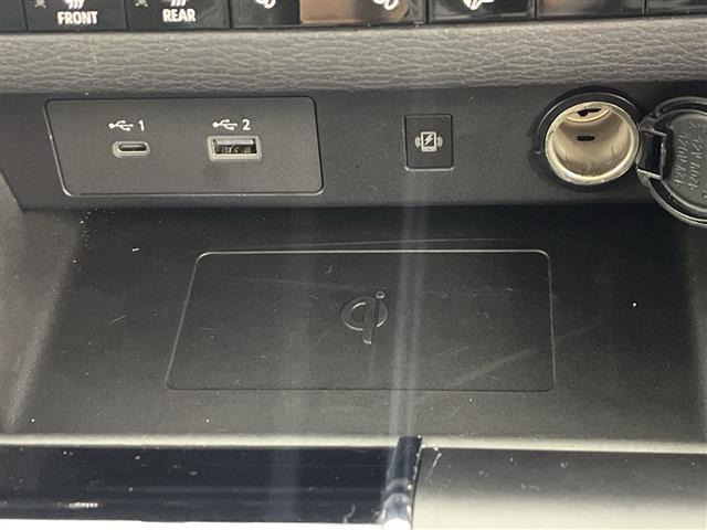 アウトランダーPHEV2.4 G 4WD