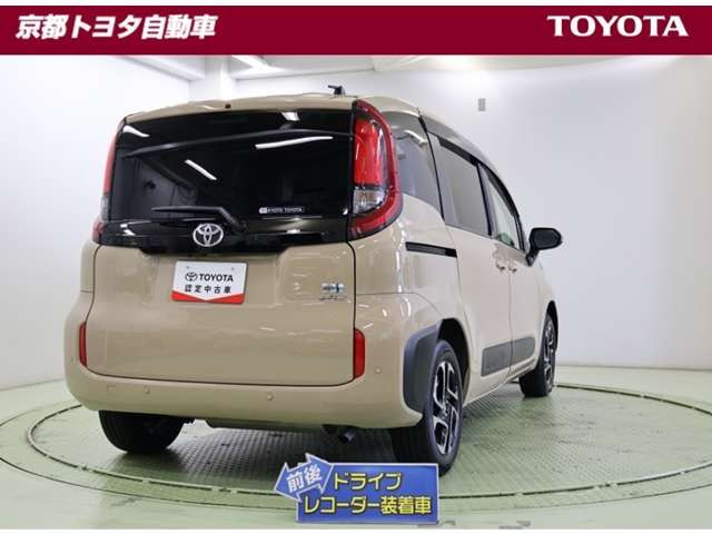 シエンタハイブリッド 1.5 G E-Four 4WD