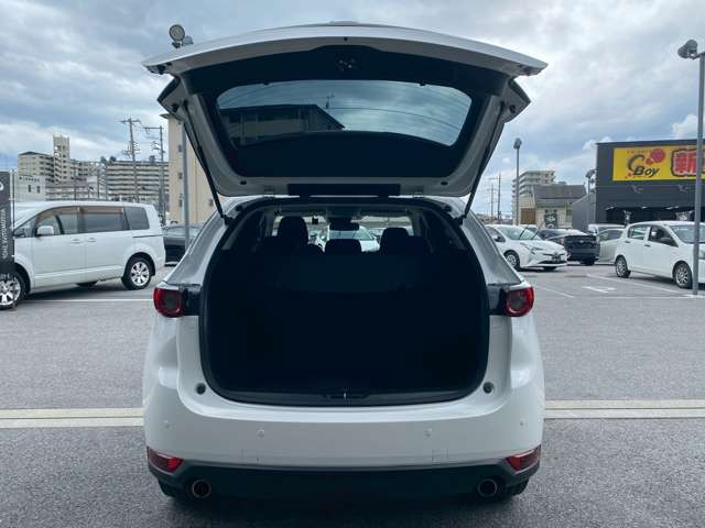 彦根インターからお車で3分とアクセス便利!近くには有名観光地の彦根城もありますので、観光と合わせてのご来店も良いですね♪活気溢れる自慢のスタッフがお客様のご来店をお待ちしております!