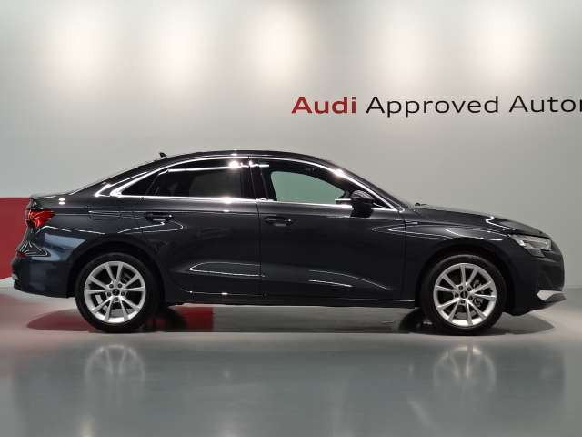 A3セダン30 TFSI アドバンスド