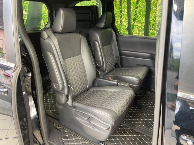 トヨタ ヴォクシー 2.0 S-Z 340.7万円 令和5年(2023年) 宮崎県 中古車
