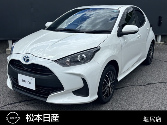 ヤリス1.5 ハイブリッド X E-Four 4WD