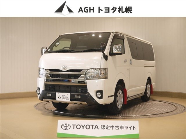 ハイエースバン