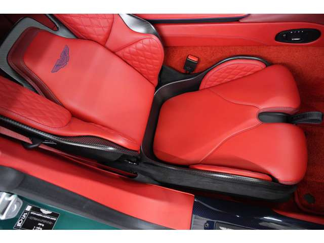 DBS770Ultimate��p�I�v�V�����ł���A���e�B���b�g�L���e�B���O�ɂ��]�������X�ɍ������̂��鎺����Ԃ����グ�܂��B