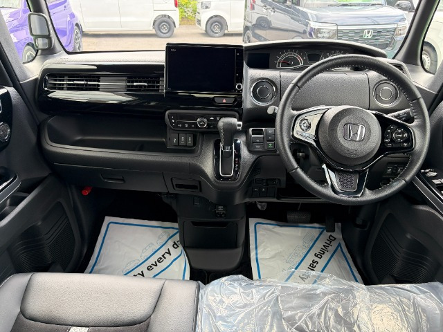 N-BOXカスタムL ターボ 4WD