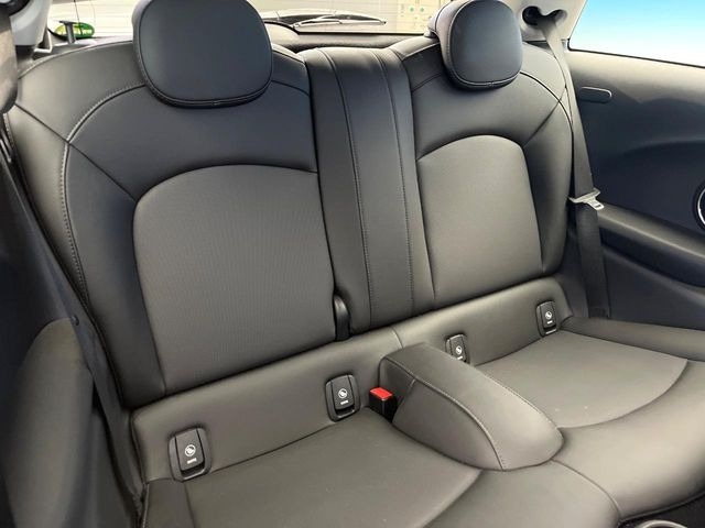 ���㕔���Ȃ��C�ɂȂ�悤�ȃL�Y�E�����ւ��蓙�A�傫�ȃ_���[�W�͂Ȃ��A�ǍD�ȏ�Ԃł��B