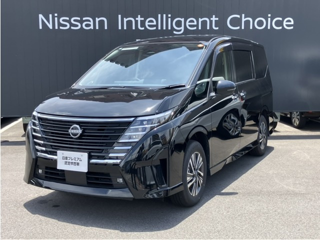 セレナ1.4 e-4ORCE ハイウェイスターV 4WD