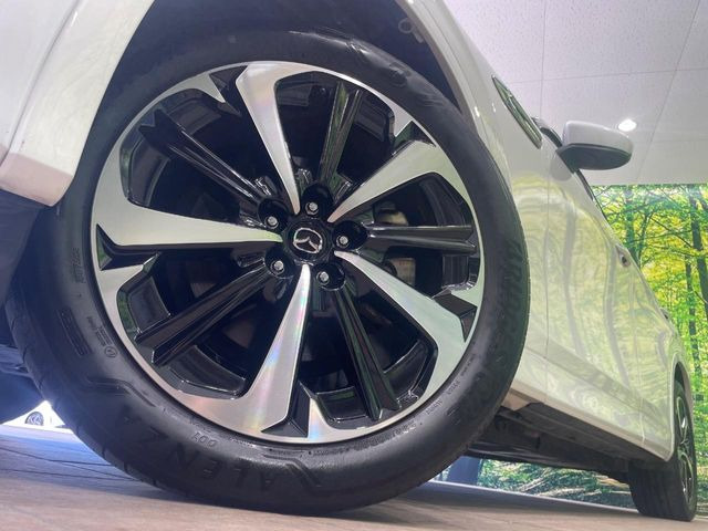 �y����20�C���`�A���~�z�C�[���z�O�ςɃ}�b�`���������A���~�z�C�[���𑕒����Ă���܂��B�e��ЊO�A���~�z�C�[����A�X�^�b�h���X�^�C�����戵�����Ă���܂��B���񂲑��k������