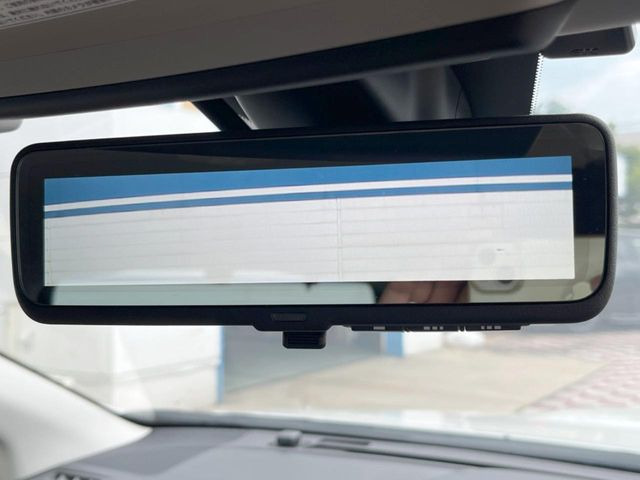 �y�X�}�[�g�����r���[�~���[�z��Ȃ̑傫�ȉו��⓯��҂Ō�����m�F���Â炢���ł����S!�J�������B�e�����ԗ�����̉f�������[���~���[���ɕ\���B�N���A�Ȏ��E�ŏ󋵂̊m�F���\�ł�!