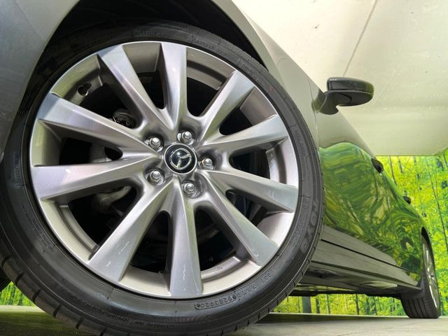 �y�����A���~�z�C�[���z�O�ςɃ}�b�`���������A���~�z�C�[���𑕒����Ă���܂��B�e��ЊO�A���~�z�C�[����A�X�^�b�h���X�^�C�����戵�����Ă���܂��B���񂲑��k����������