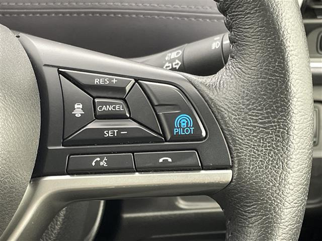 セレナ1.2 e-POWER ハイウェイスターV