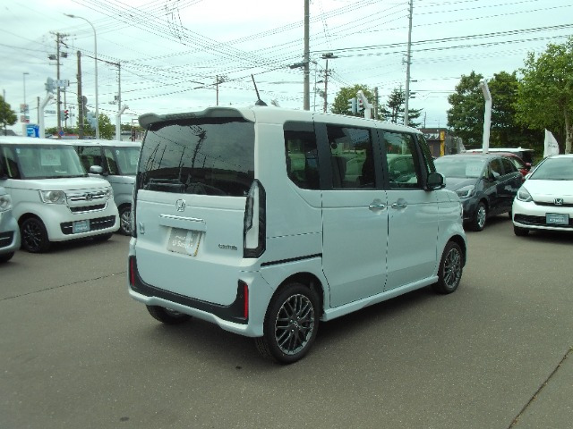 N-BOXカスタムターボ 4WD