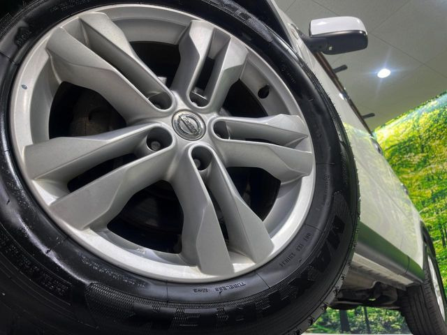 �y����17�C���`�A���~�z�C�[���z�O�ςɃ}�b�`���������A���~�z�C�[���𑕒����Ă���܂��B�e��ЊO�A���~�z�C�[����A�X�^�b�h���X�^�C�����戵�����Ă���܂��B���񂲑��k����������