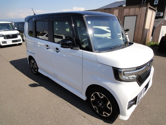 N-BOXカスタムG L ターボ ホンダセンシング 4WD