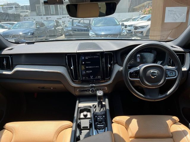 XC60D4 AWD インスクリプション ディーゼル 4WD