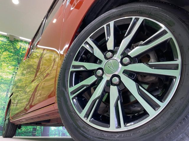�y14�C���`�A���~�z�C�[���z�O�ςɃ}�b�`�����A���~�z�C�[���𑕒����Ă���܂��B�e��A���~�z�C�[����A�X�^�b�h���X�^�C�����戵�����Ă���܂��B���񂲑��k����������