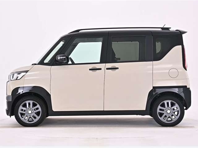 デリカミニT プレミアム 4WD