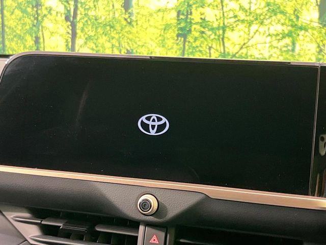 クラウンクロスオーバー2.5 G アドバンスト レザー パッケージ E-Four 4WD