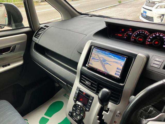 ヴォクシー2.0 ZS 煌 4WD