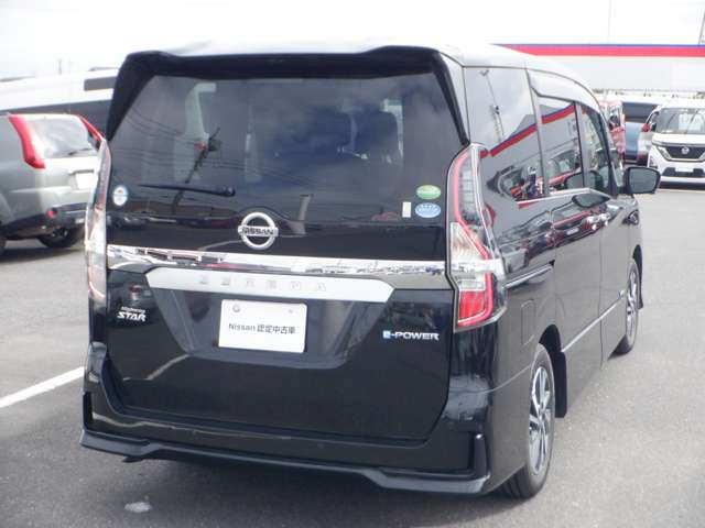 セレナ1.2 e-POWER ハイウェイスターV