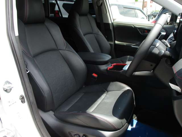 ����DA�E�t���Z�O�EB�J�����ED�C���i�[�~���[�EHDMI�ECarplay�E���v�x���`���[�V�����EM�t��P�V�[�g�E�X�e�A�q�[�^�[�E����18AW�EAC100V/1500W�E�r���g�C��ETC2.0�E���[�t���[���EPCS�ELCC�EBSM�ERCTA�EPKSB