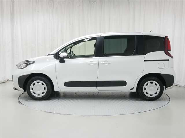 シエンタハイブリッド 1.5 G E-Four 4WD