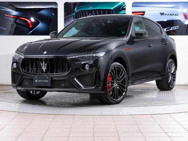レヴァンテトロフェオ 4WD