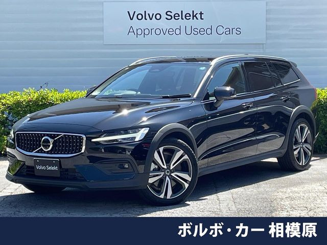V60クロスカントリーアルティメット B5 AWD 4WD