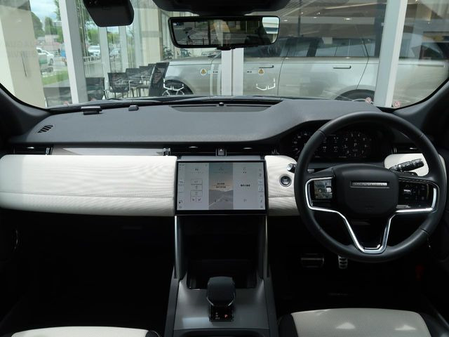 ディスカバリースポーツRダイナミック SE 2.0L P250 4WD