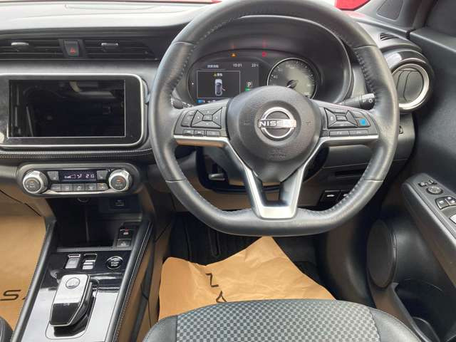 キックス1.2 X 90周年記念車 (e-POWER)