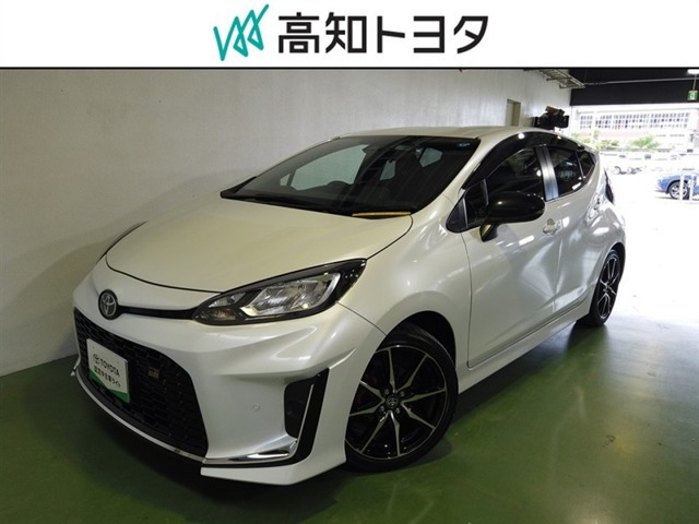 アクア1.5 GRスポーツ