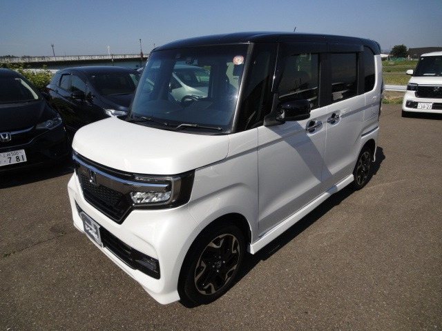 N-BOXカスタムG L ターボ ホンダセンシング 4WD