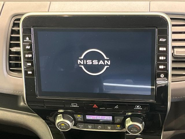 セレナ1.2 e-POWER ハイウェイスターV