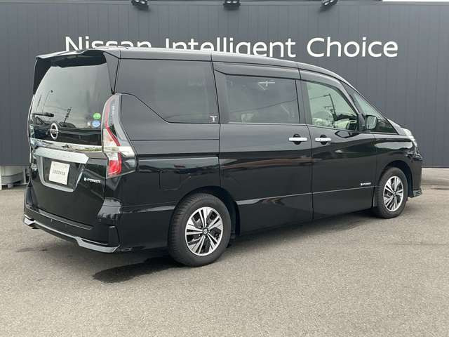 セレナ1.2 e-POWER ハイウェイスターV