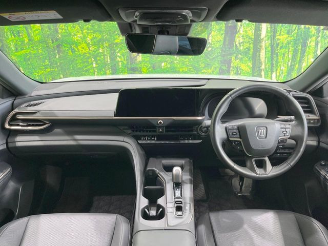 クラウンクロスオーバー2.5 G レザー パッケージ E-Four 4WD