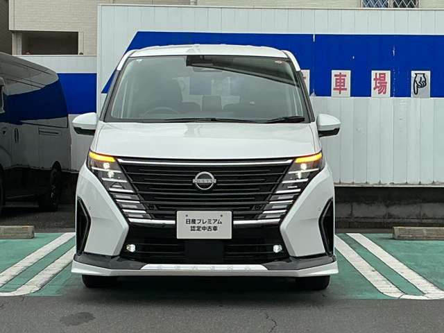セレナ1.4 e-POWER ハイウェイスターV