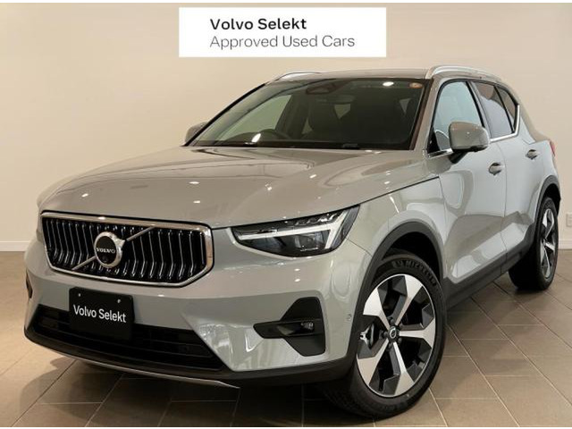XC40ウルトラ B4 AWD 4WD