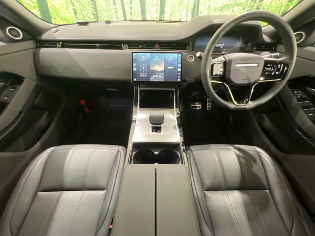 レンジローバーイヴォークダイナミック SE 2.0L D200 ディーゼル 4WD