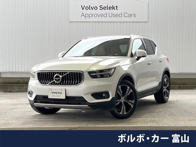 XC40B4 AWD インスクリプション 4WD