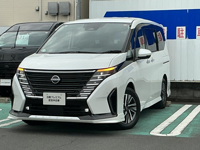 セレナ1.4 e-POWER ハイウェイスターV