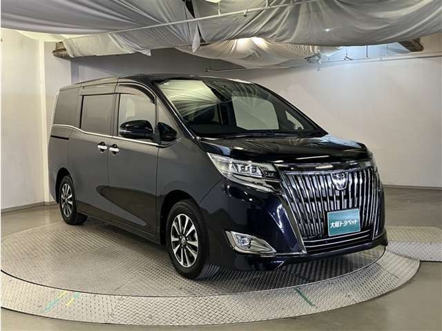 エスクァイア2.0 Gi プレミアムパッケージ ブラックテイラード
