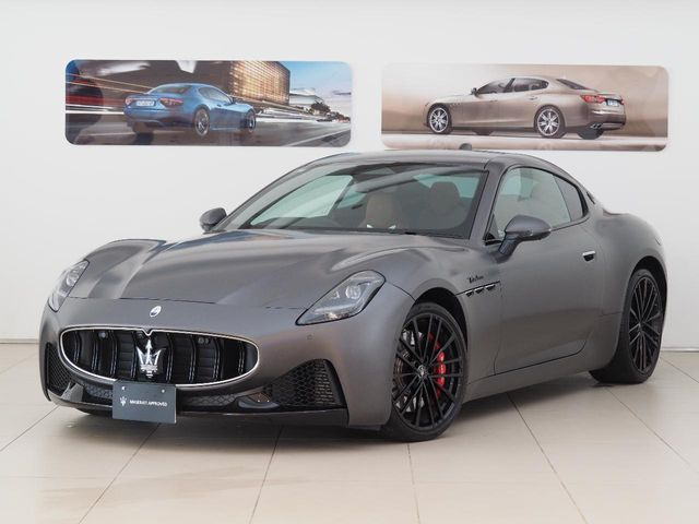 グラントゥーリズモ3.0 モデナ 4WD