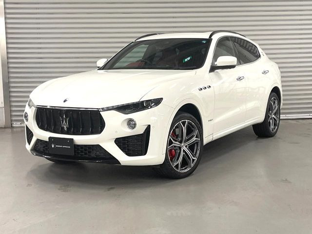 レヴァンテグランスポーツ 4WD
