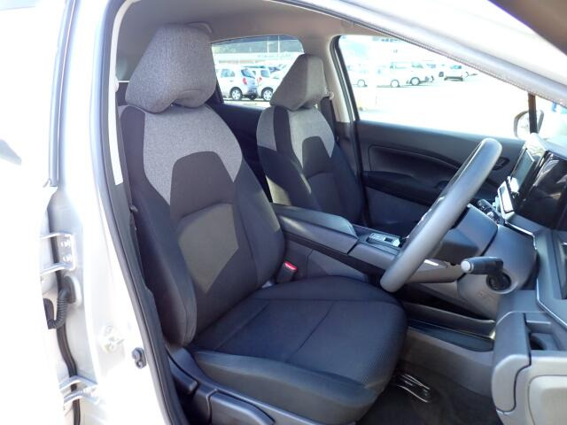 �t�����g�V�[�g�A��ԗǍD�ň��S�ł��B�傫�ȉ�����Ȃ����S�ł�