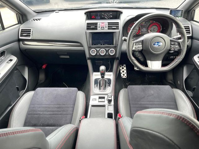 WRXS4 2.0 GT-S アイサイト 4WD
