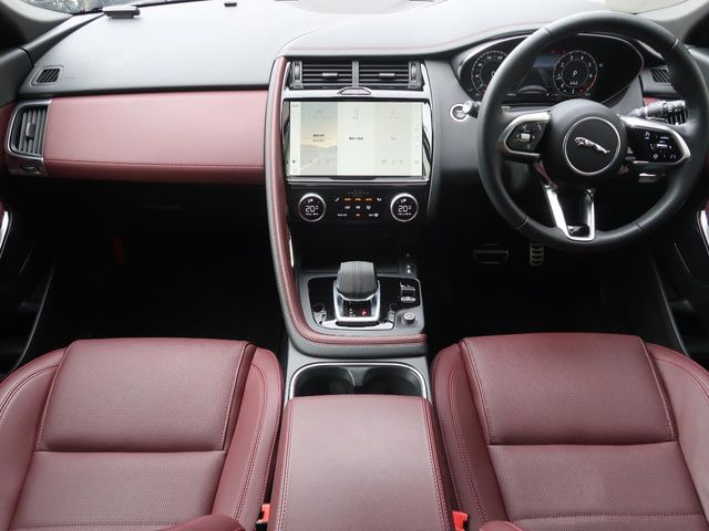EペイスRダイナミック SE 2.0L P250 4WD